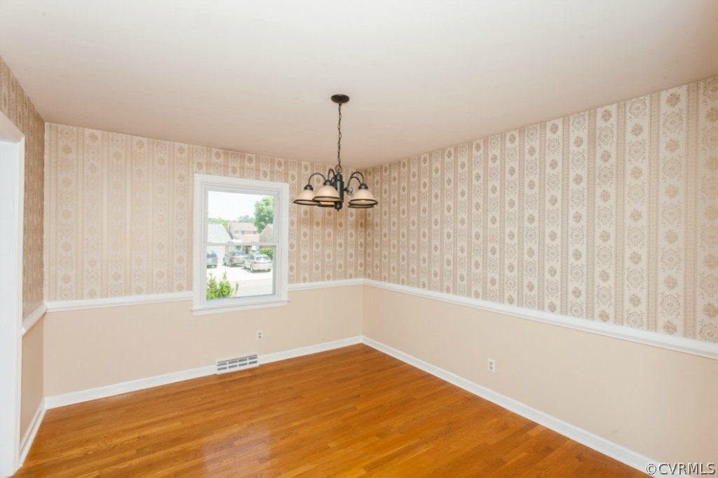 1219 Hermitage Road Colonial Heights, VA 23834 - Photo 3 of 24 Gallery Image 3