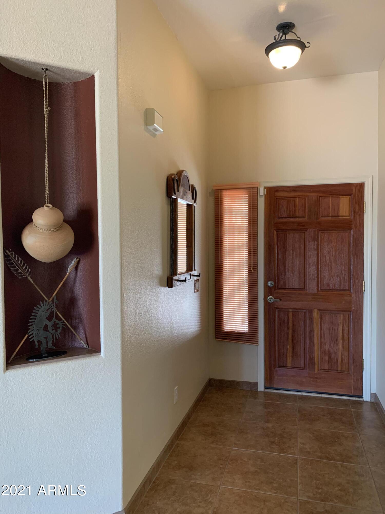 2186 North Prospectors Road Apache Junction, AZ 85119 - Photo 4 of 17 2021-08-24 11.18.12