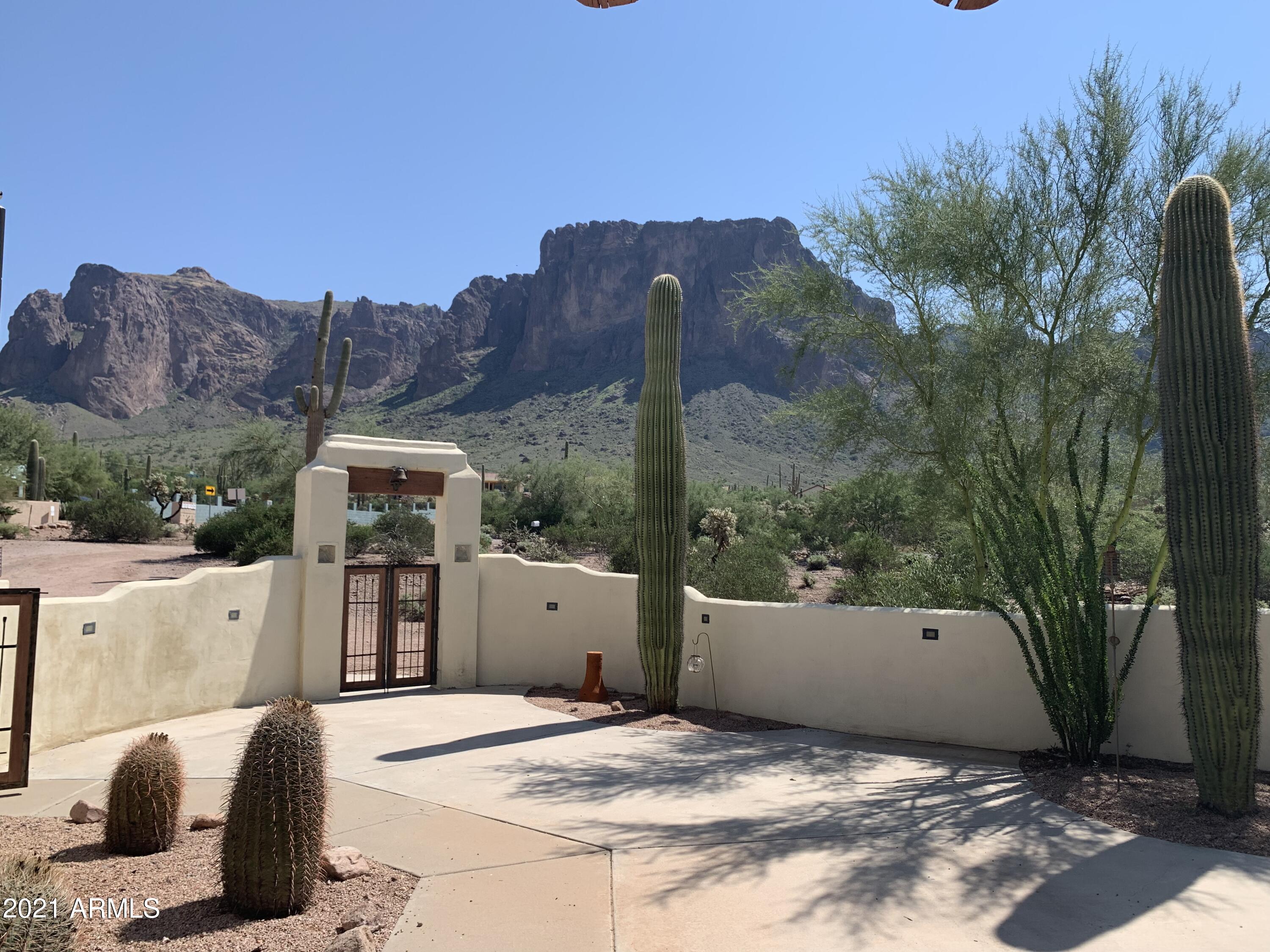 2186 North Prospectors Road Apache Junction, AZ 85119 - Photo 9 of 17 2021-08-24 10.31.25