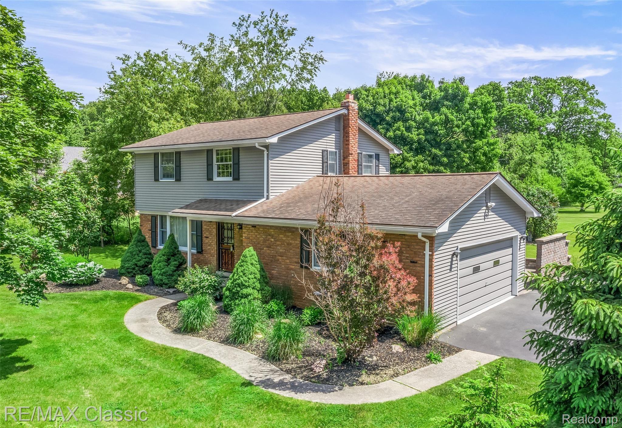 9140 Tower Road South Lyon, MI 48178 - Photo 2 of 59 Drone-16.jpg