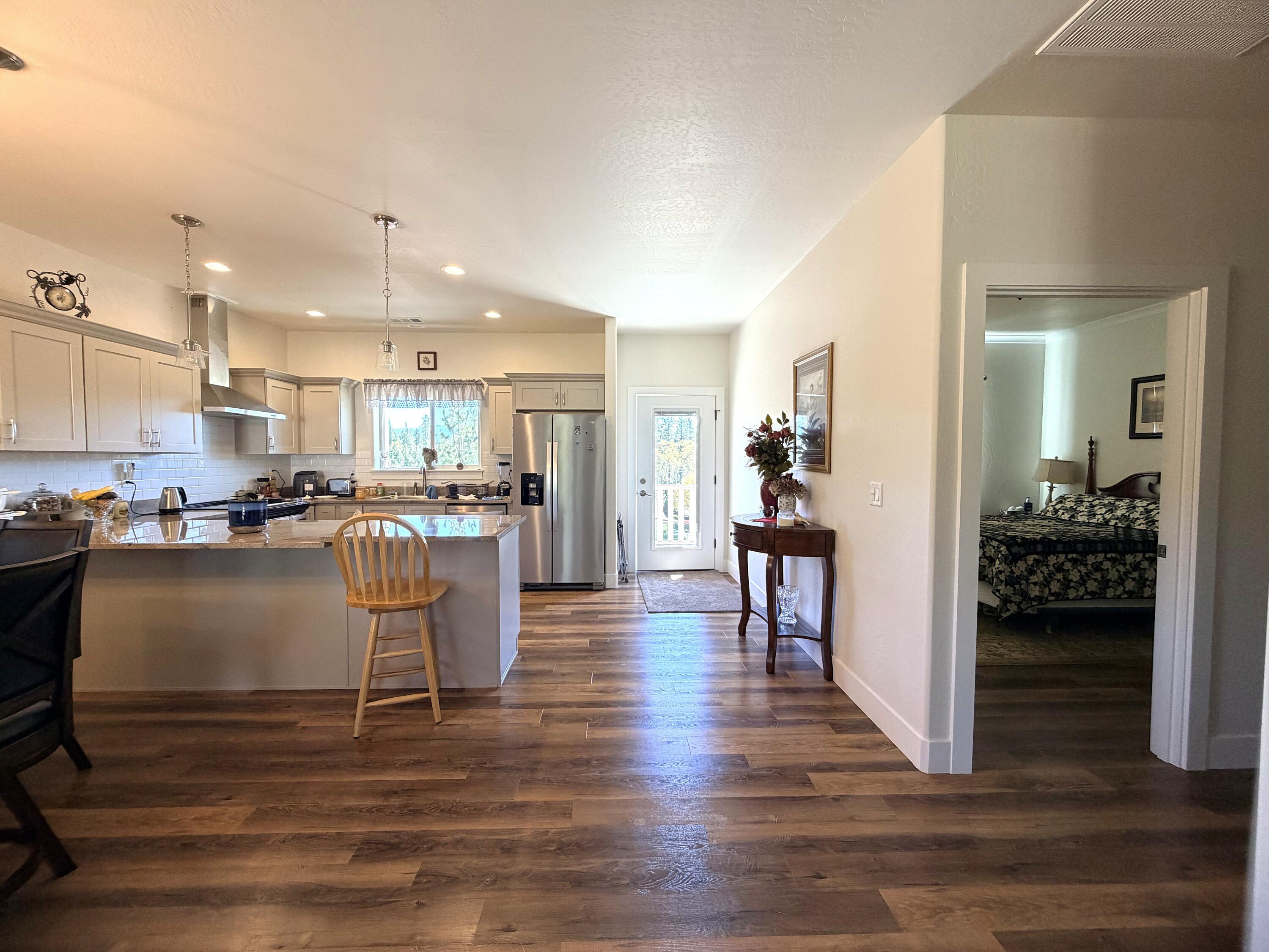 340 Cedar Ridge Drive Cave Junction, OR 97523 - Photo 11 of 37 kitchen---