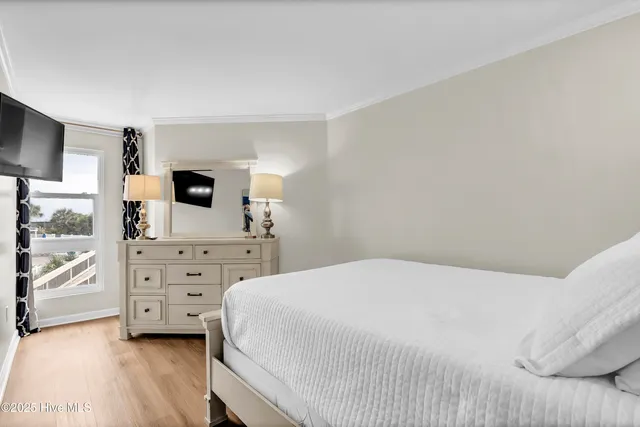 $1,600 | 2000 New River Inlet Road, Unit 2109, North Topsail Beach, NC 28460