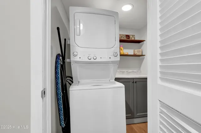 $1,600 | 2000 New River Inlet Road, Unit 2109, North Topsail Beach, NC 28460