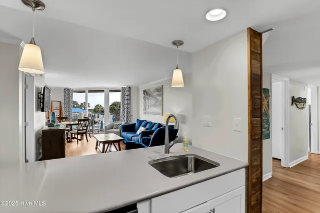 $1,600 | 2000 New River Inlet Road, Unit 2109, North Topsail Beach, NC 28460