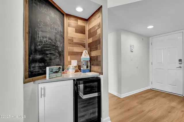 $1,600 | 2000 New River Inlet Road, Unit 2109, North Topsail Beach, NC 28460