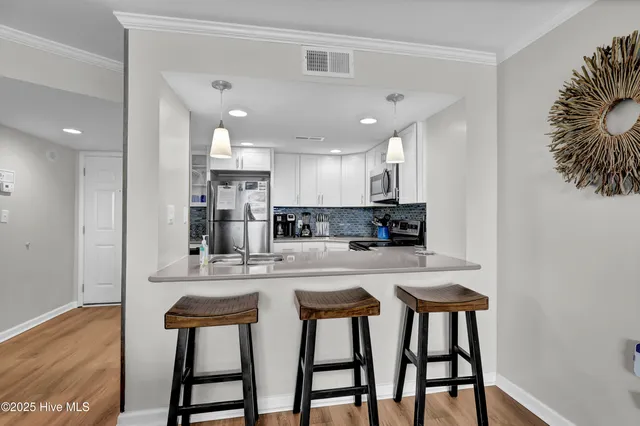 $1,600 | 2000 New River Inlet Road, Unit 2109, North Topsail Beach, NC 28460