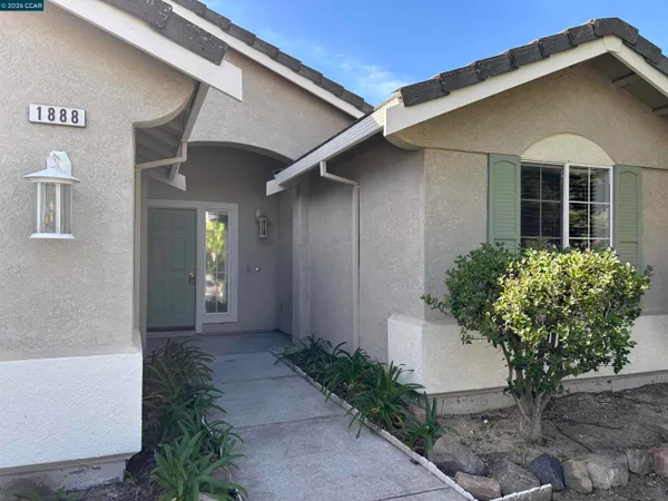 $3,200 | 1888 Badger Pass Way, Antioch, CA 94531