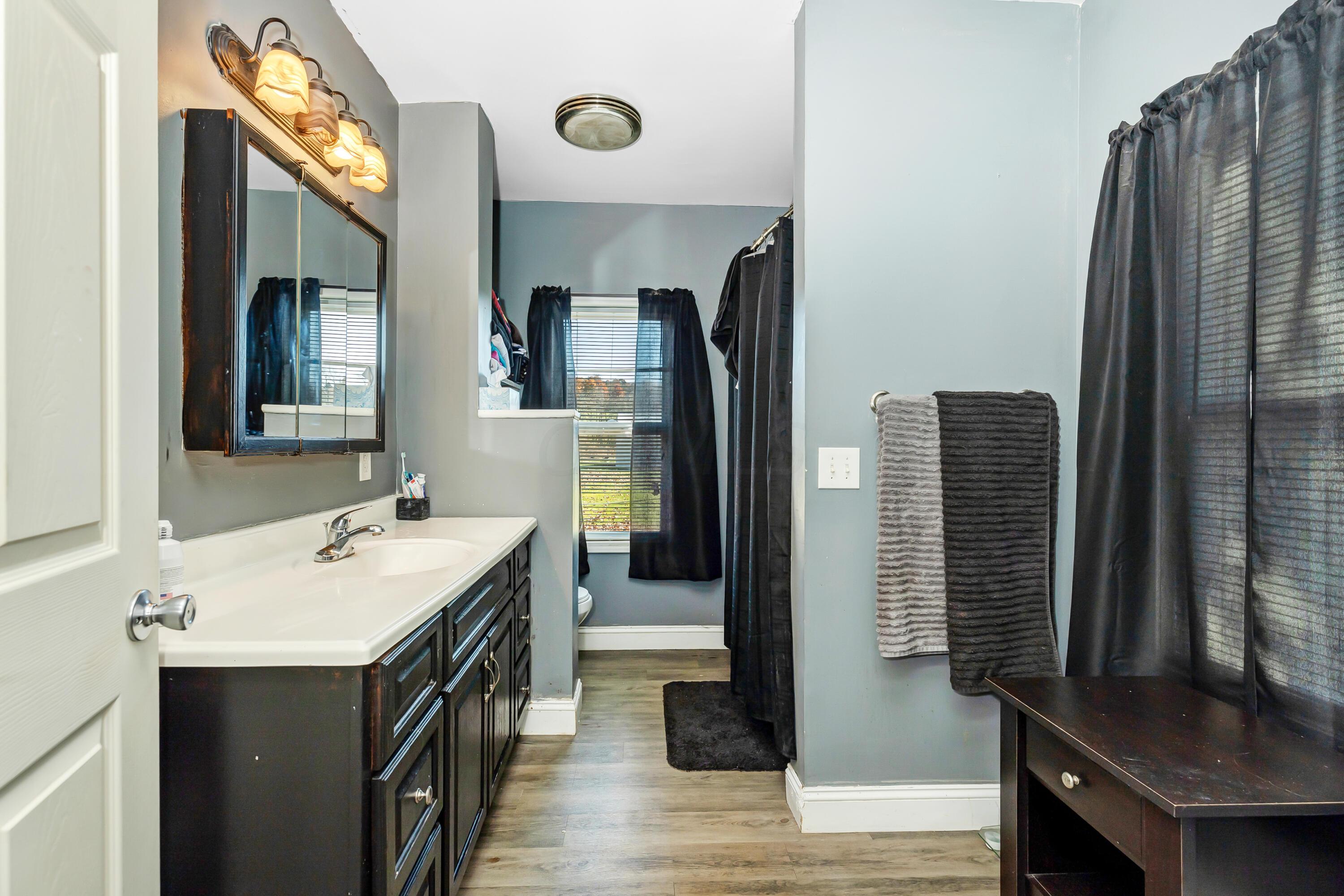 320 County Line Road Hopewell, OH 43746 - Photo 19 of 29 13-Bathroom