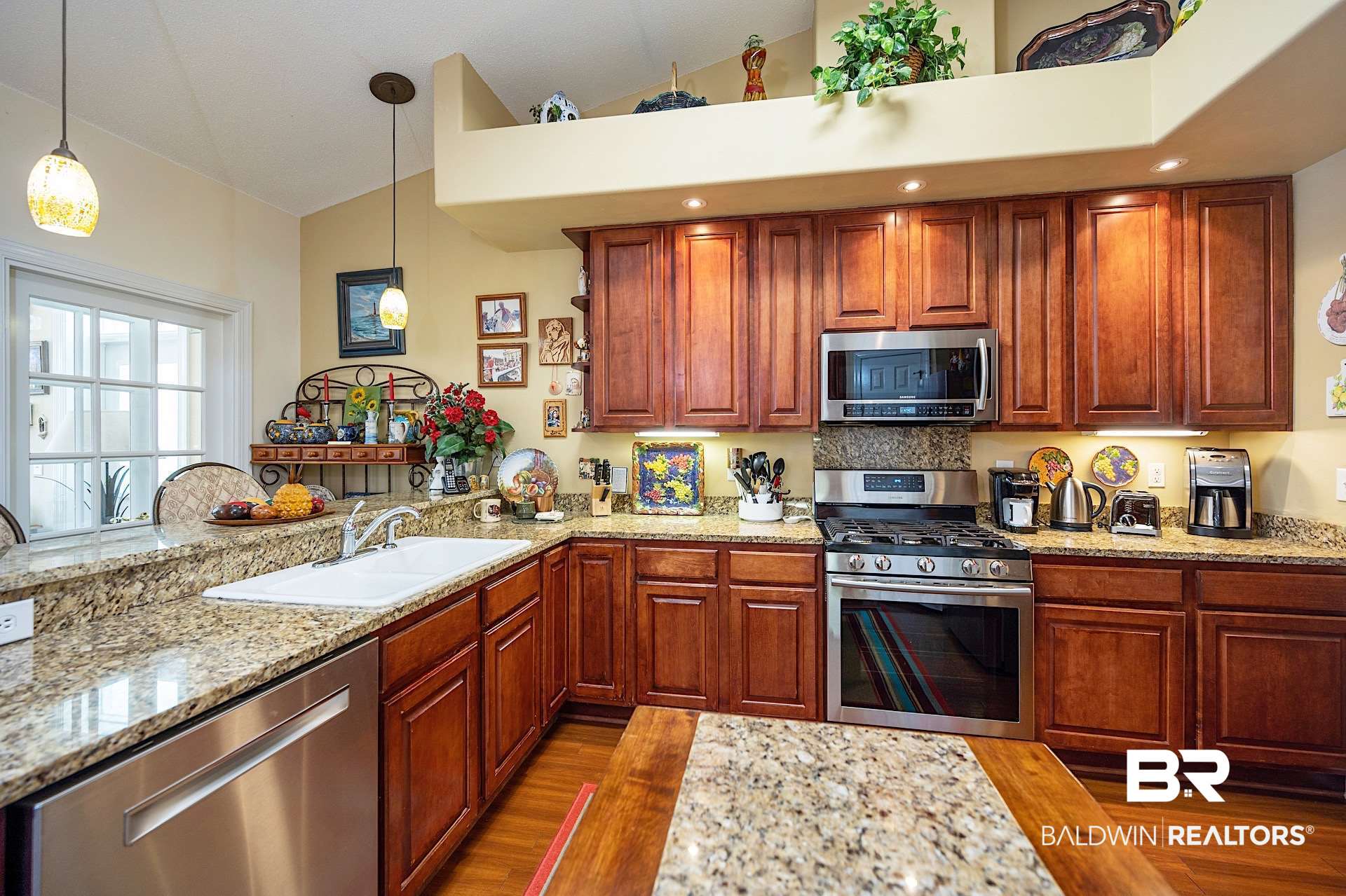 8072 Bay View Drive Foley, AL 36535 - Photo 11 of 46
