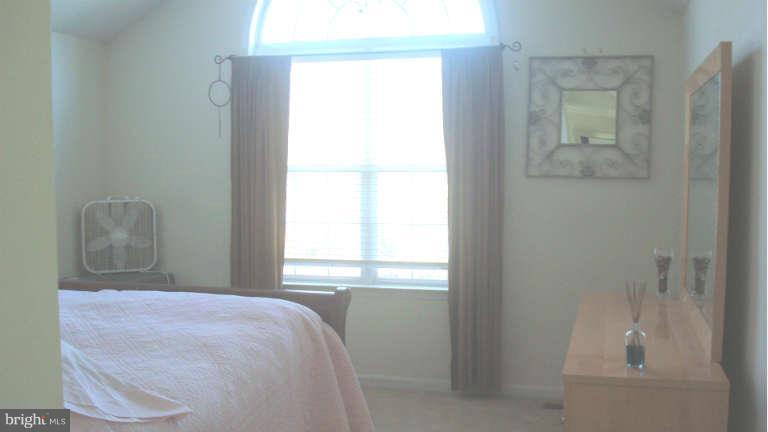 543 Park Road Severna Park, MD 21146 - Photo 10 of 30 Bedroom (Master)