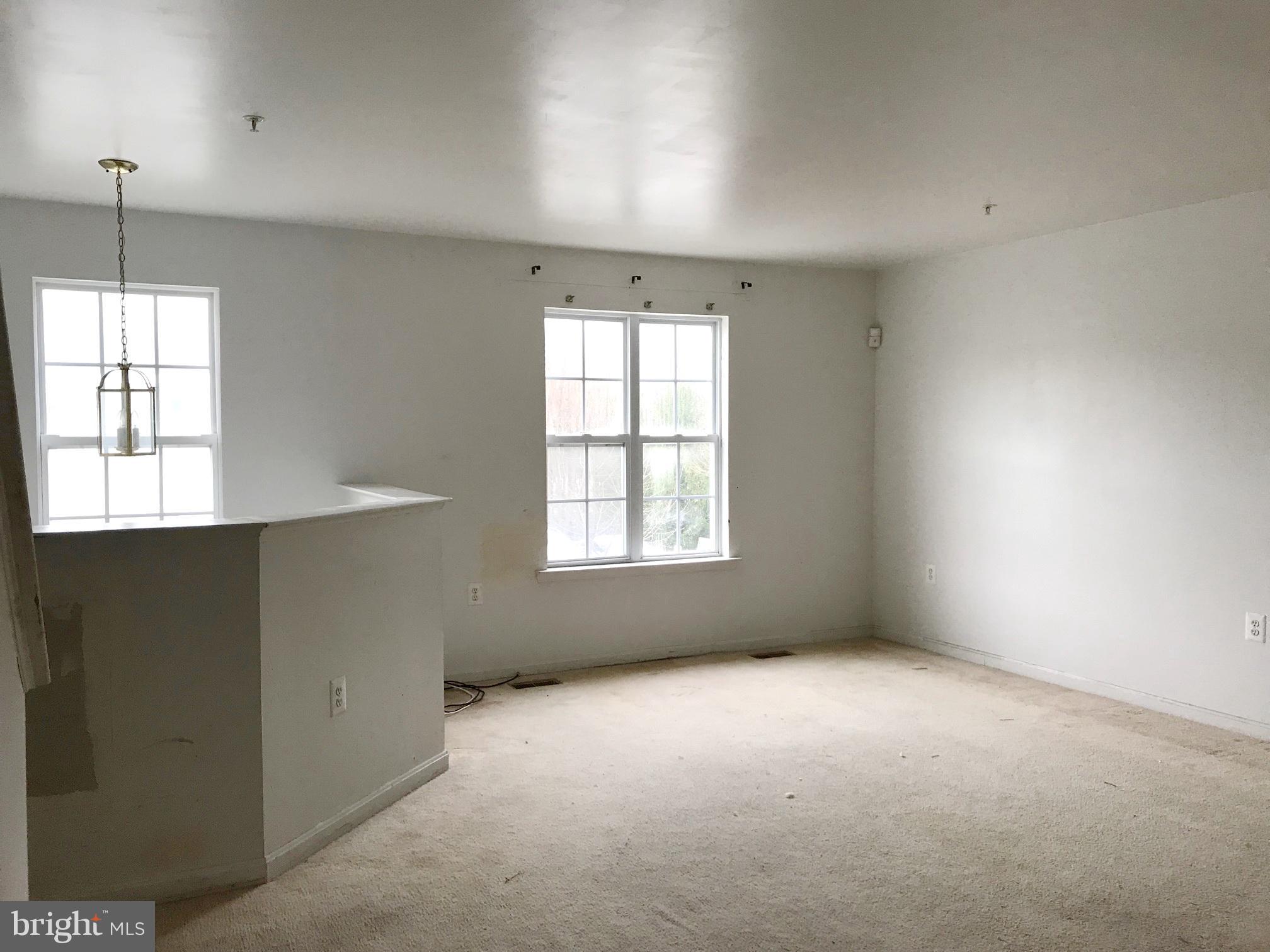 9538 Branchleigh Road Randallstown, MD 21133 - Photo 7 of 26 Living Room