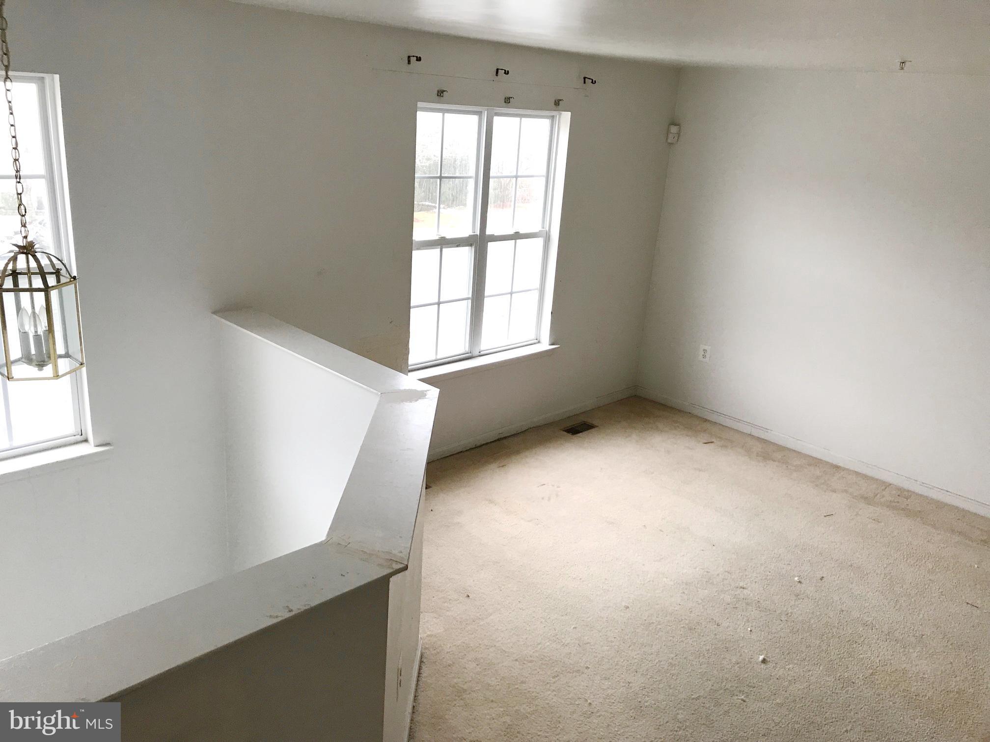 9538 Branchleigh Road Randallstown, MD 21133 - Photo 8 of 26 Living Room