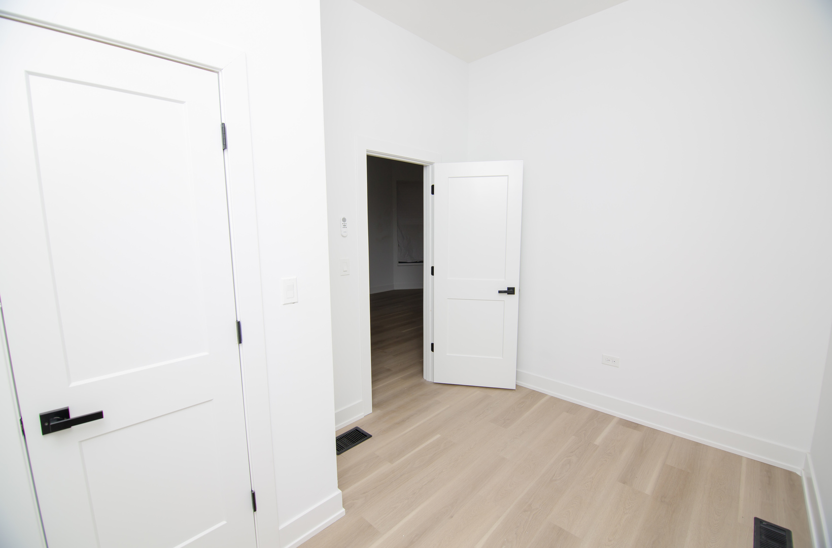 5531 South May Street Chicago, IL 60621 - Photo 11 of 11 a view of a room with an empty space