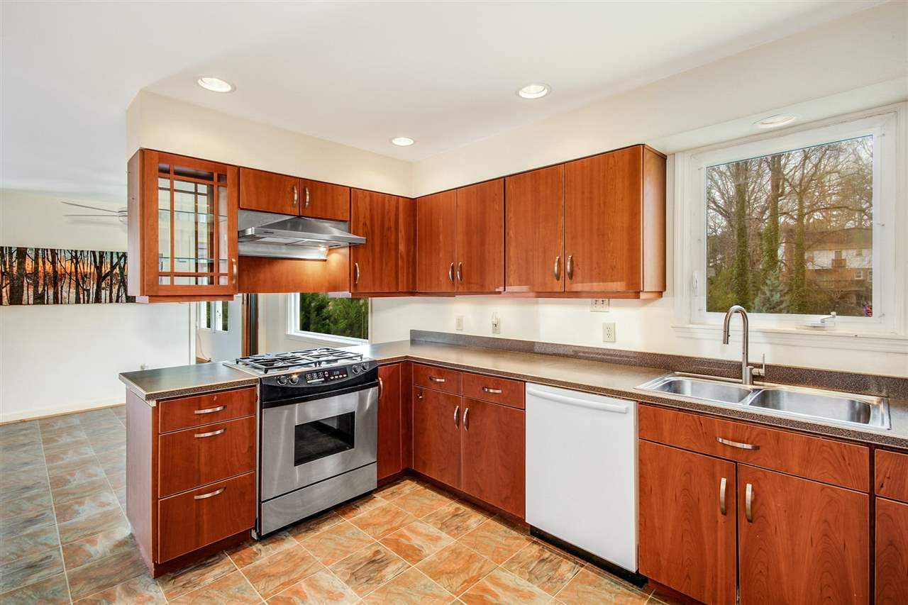 4233 Rowan Street Raleigh, NC 27609 - Photo 8 of 30 Kitchen