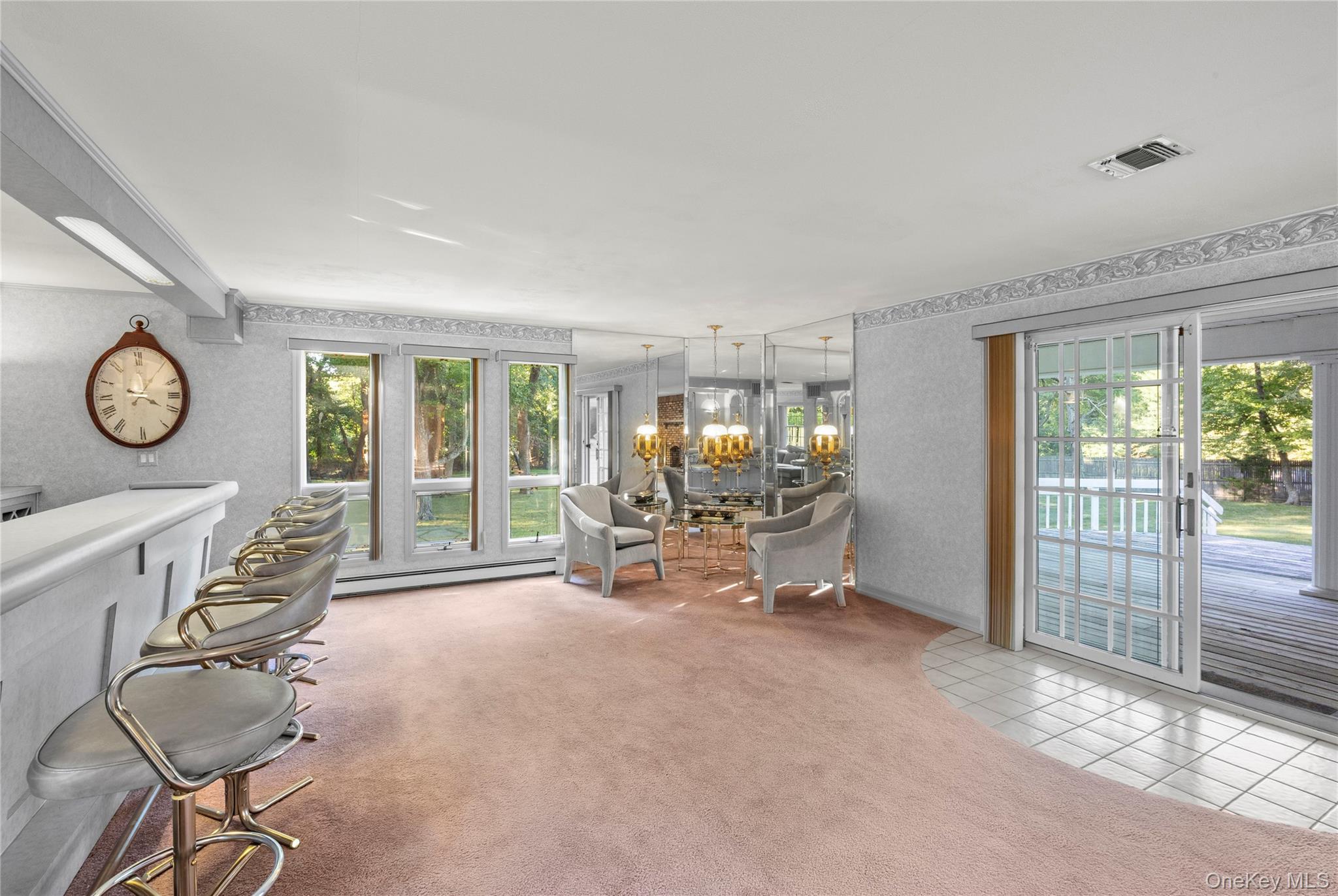 282 Harned Road Commack, NY 11725 - Photo 6 of 36 Gallery Image 6