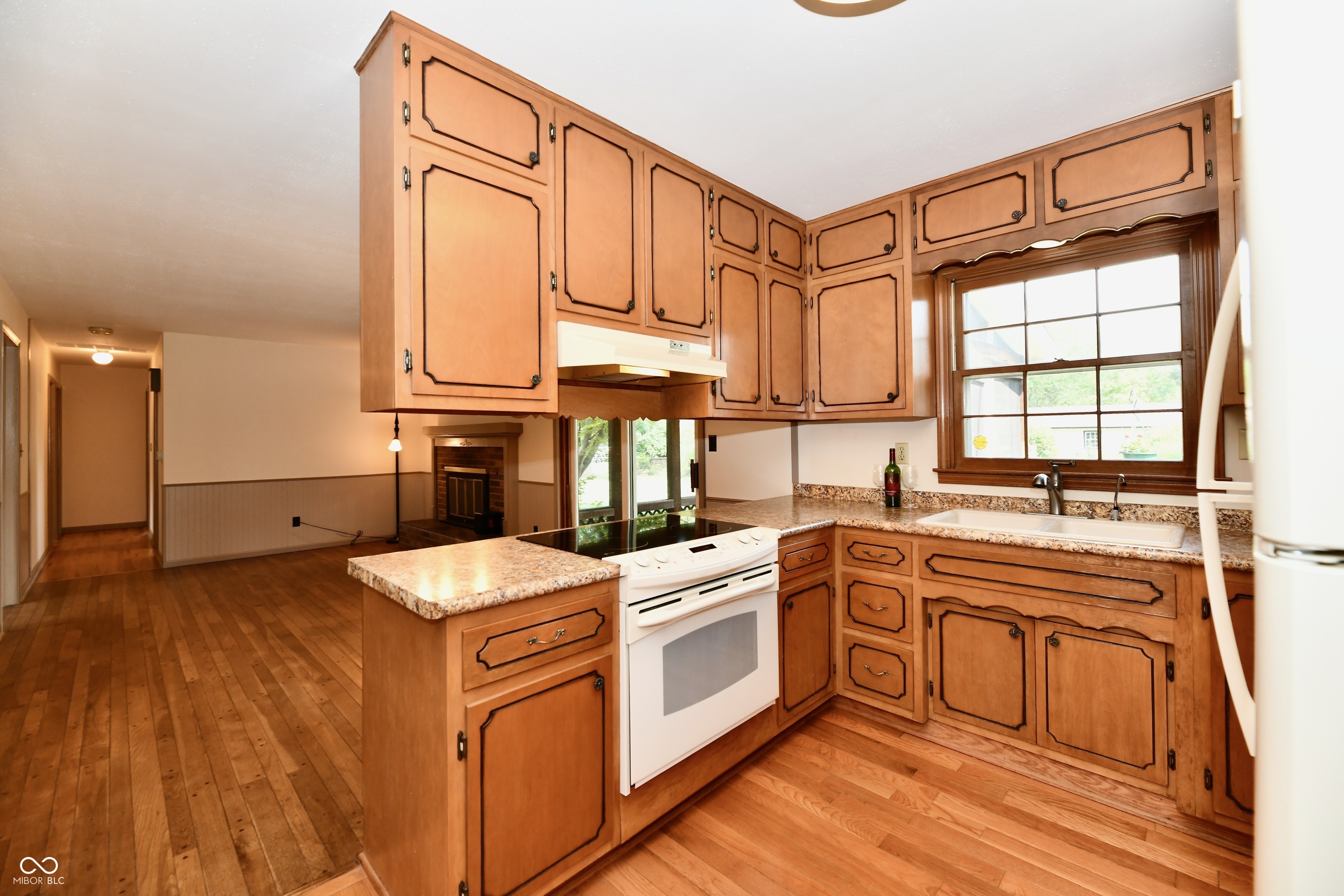 8340 Los Robles Road Fishers, IN 46038 - Photo 8 of 38 Gallery Image 8
