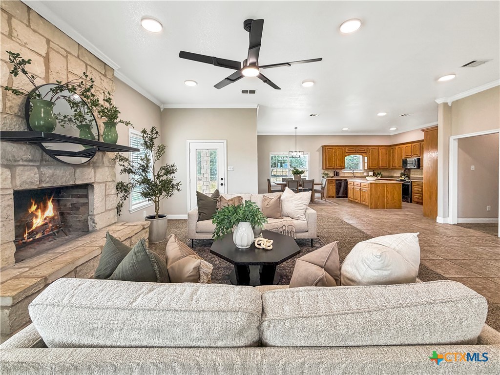 1008 Bosque Ridge Road Crawford, TX 76638 - Photo 7 of 36