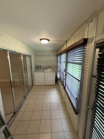 9338 Southwest 3rd Street, Unit 508 Boca Raton, FL 33428 - Photo 7 of 18 E99B8BF5-9EE9-482E-B08A-11BDA765D262_4_5
