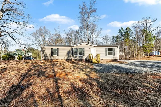 $235,000 | 172 Lester Drive, Lexington, NC 27292