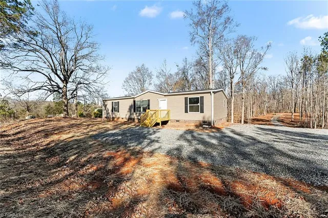 $235,000 | 172 Lester Drive, Lexington, NC 27292