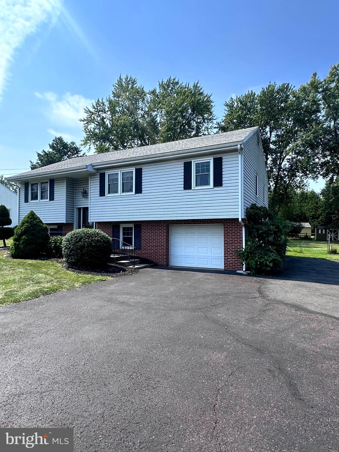515 Vaughn Road Royersford, PA 19468 - Photo 1 of 49 Gallery Image 1