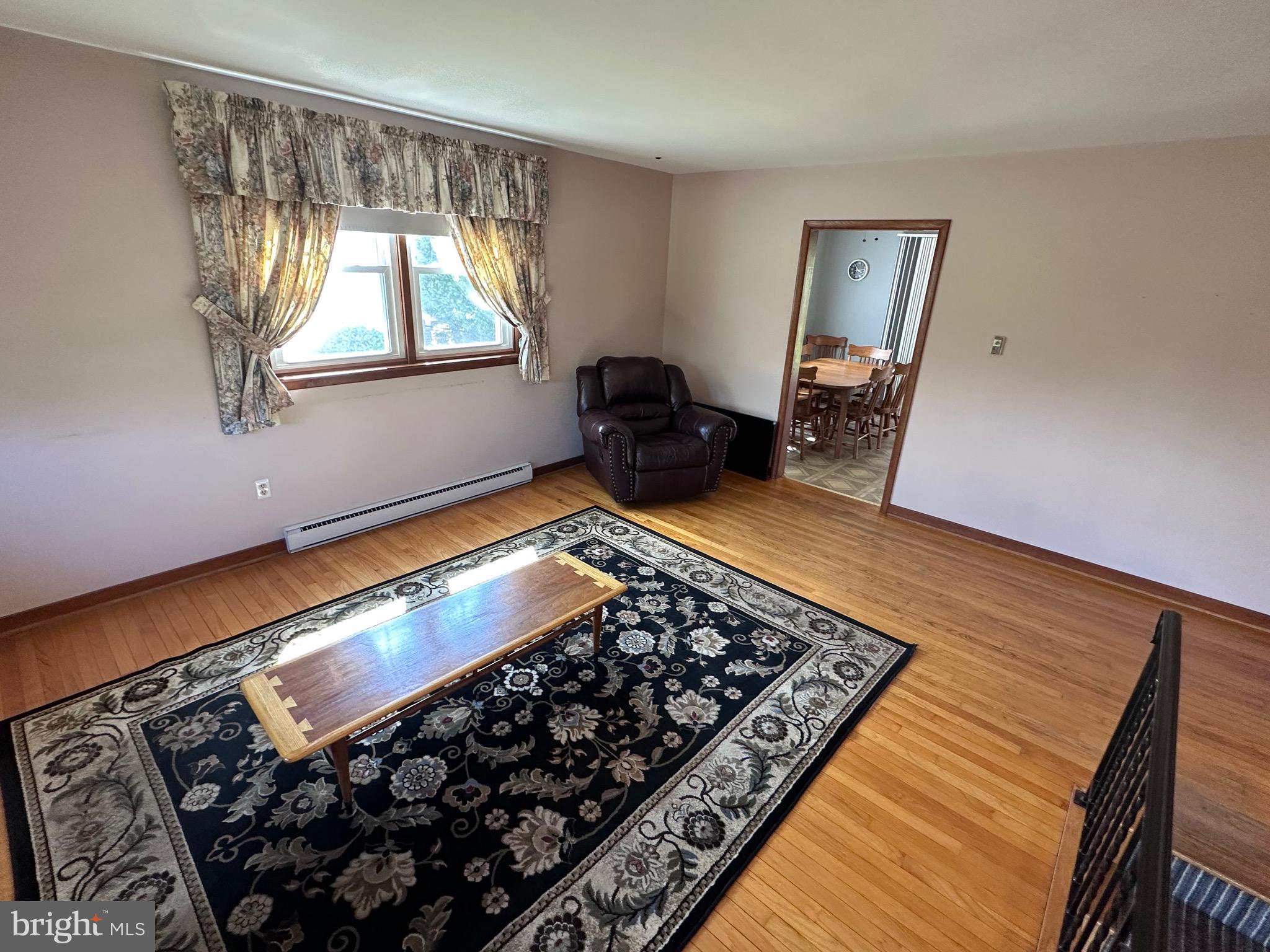 515 Vaughn Road Royersford, PA 19468 - Photo 28 of 49 living room