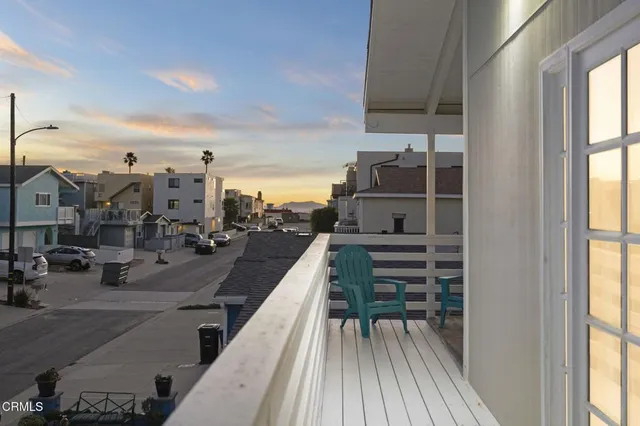 $1,450,000 | 137 Santa Monica Avenue, Oxnard, CA 93035