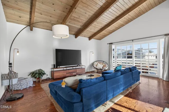 $1,450,000 | 137 Santa Monica Avenue, Oxnard, CA 93035