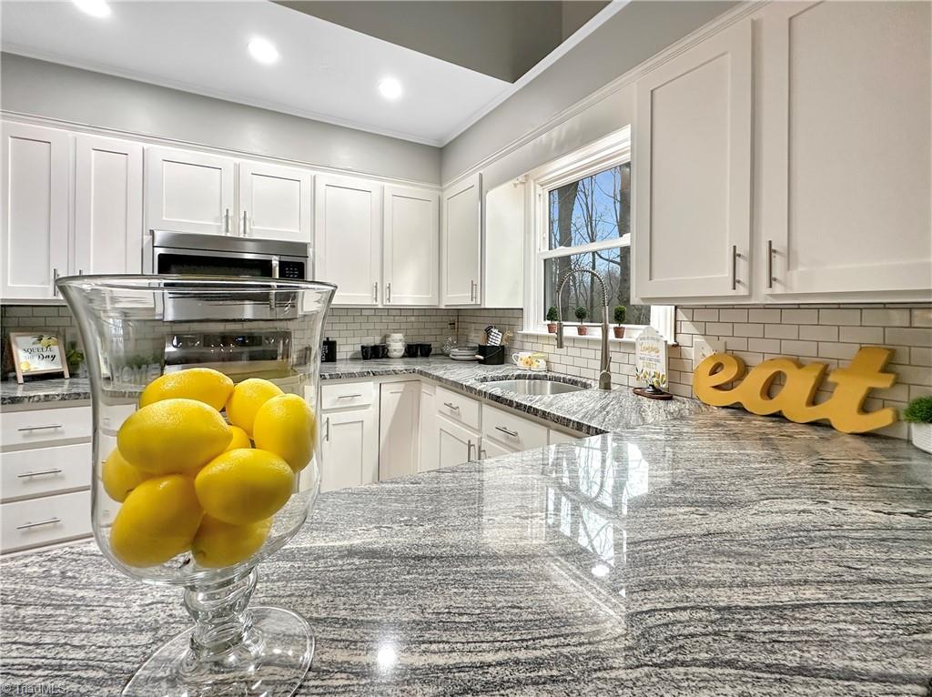 149 Stonebridge Road Purlear, NC 28665 - Photo 10 of 33