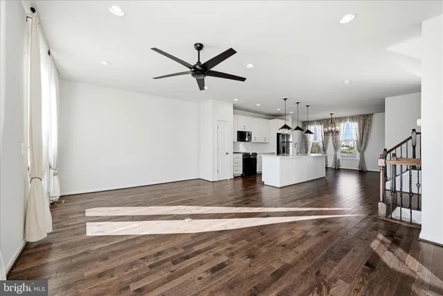 $425,000 | 156 Solara Drive, Winchester, VA 22602