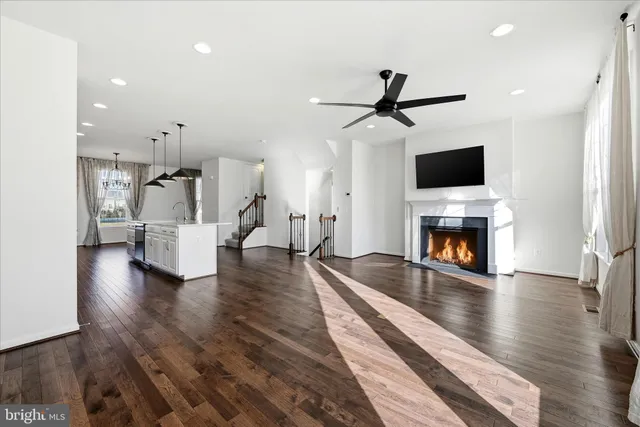 $425,000 | 156 Solara Drive, Winchester, VA 22602