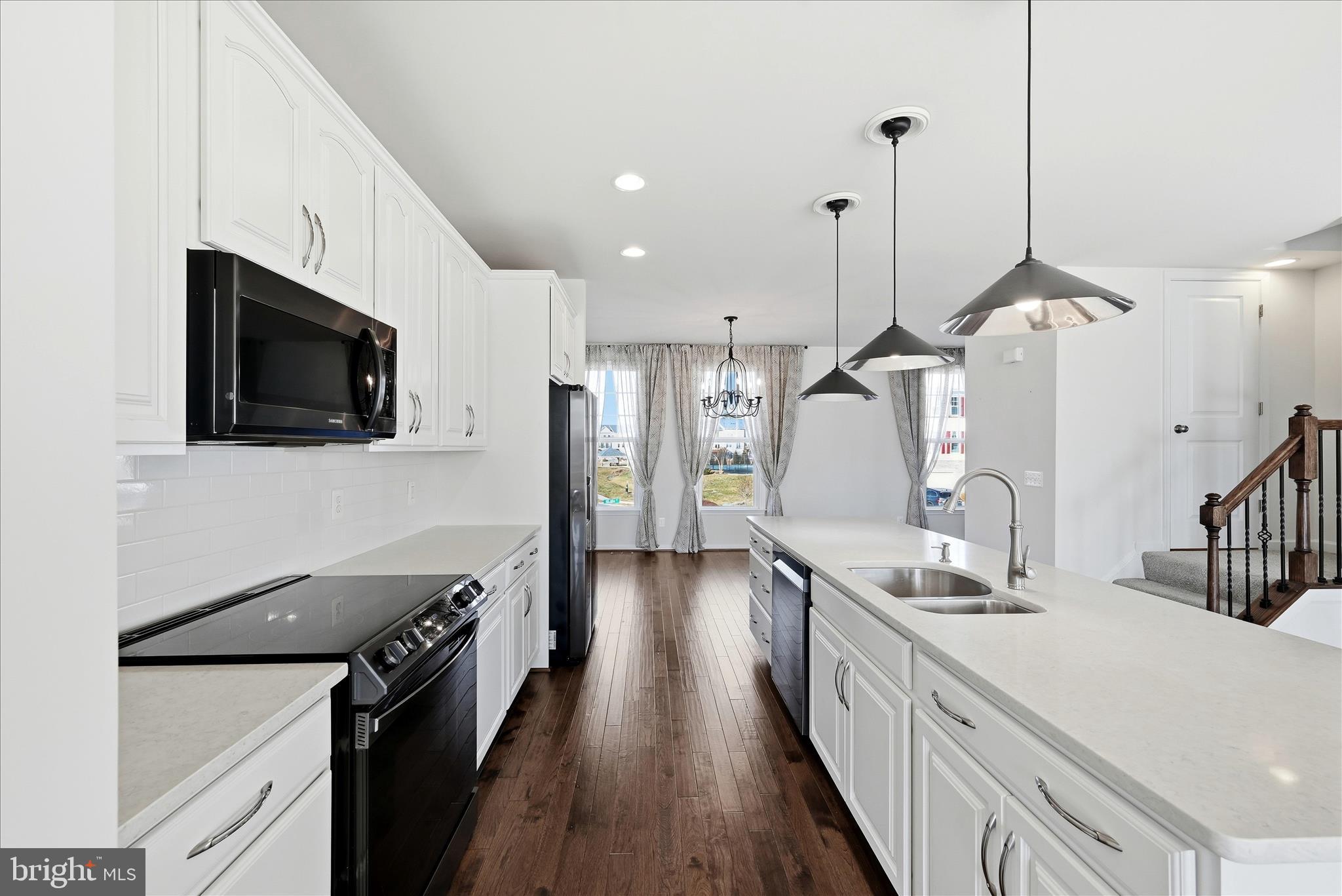 156 Solara Drive Winchester, VA 22602 - Photo 19 of 62 Kitchen