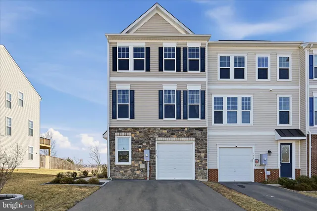 $425,000 | 156 Solara Drive, Winchester, VA 22602
