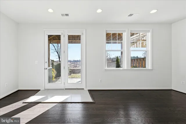 $425,000 | 156 Solara Drive, Winchester, VA 22602