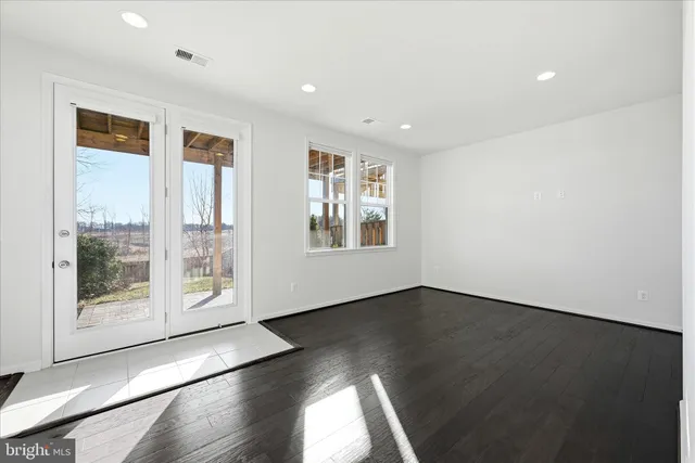 $425,000 | 156 Solara Drive, Winchester, VA 22602