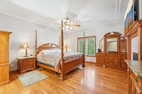 $1,190,000 | 18685 Highview Avenue, Lakeville, MN 55044