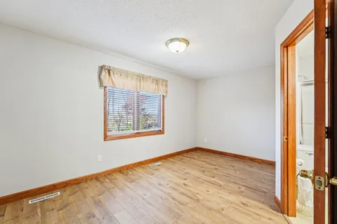$1,190,000 | 18685 Highview Avenue, Lakeville, MN 55044