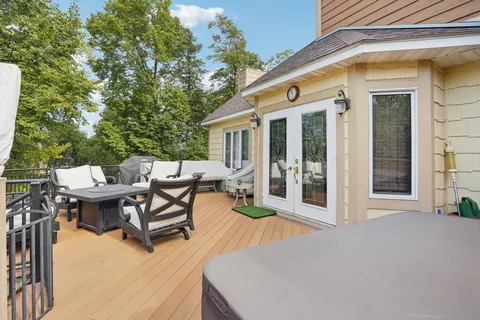 $1,190,000 | 18685 Highview Avenue, Lakeville, MN 55044