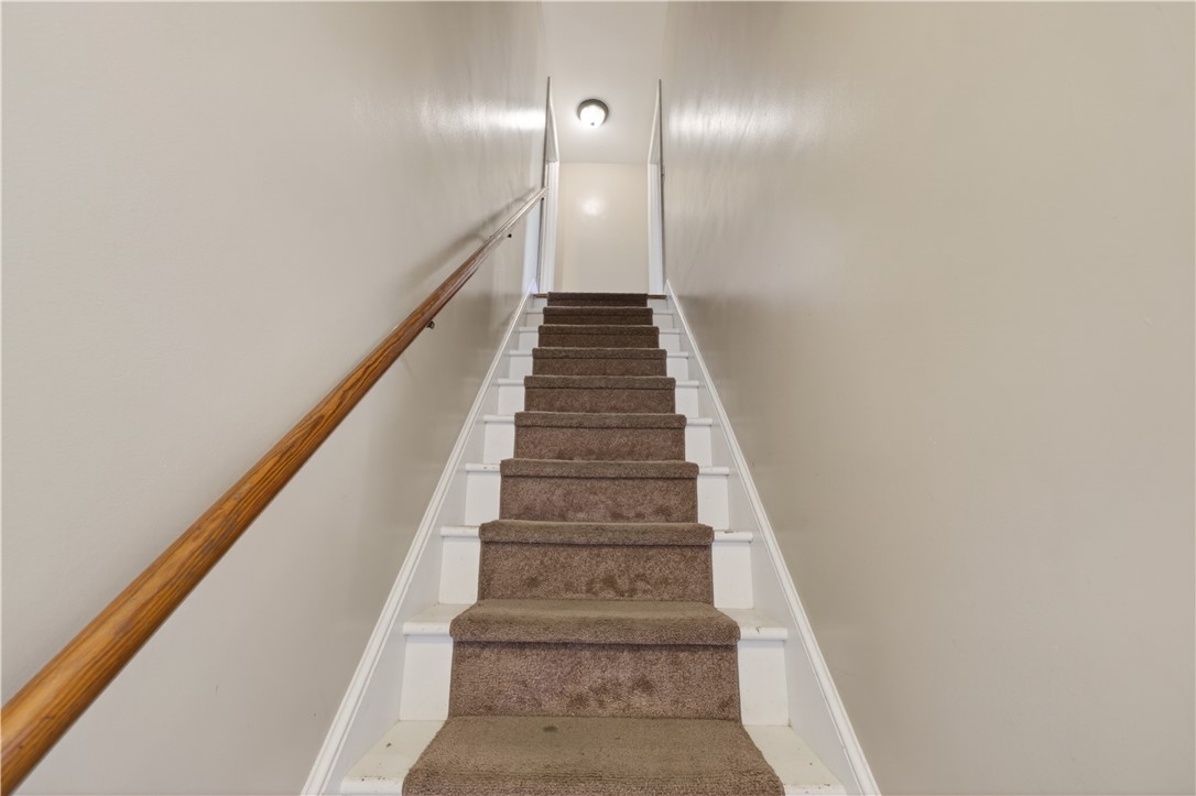 82 Parkside Avenue Pawtucket, RI 02861 - Photo 12 of 28