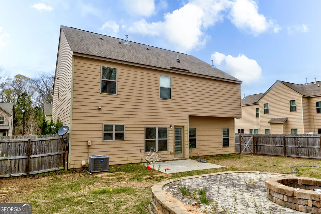 3495 Zaks Way Bethlehem, GA 30620 - Photo 35 of 40 a view of a house with a yard