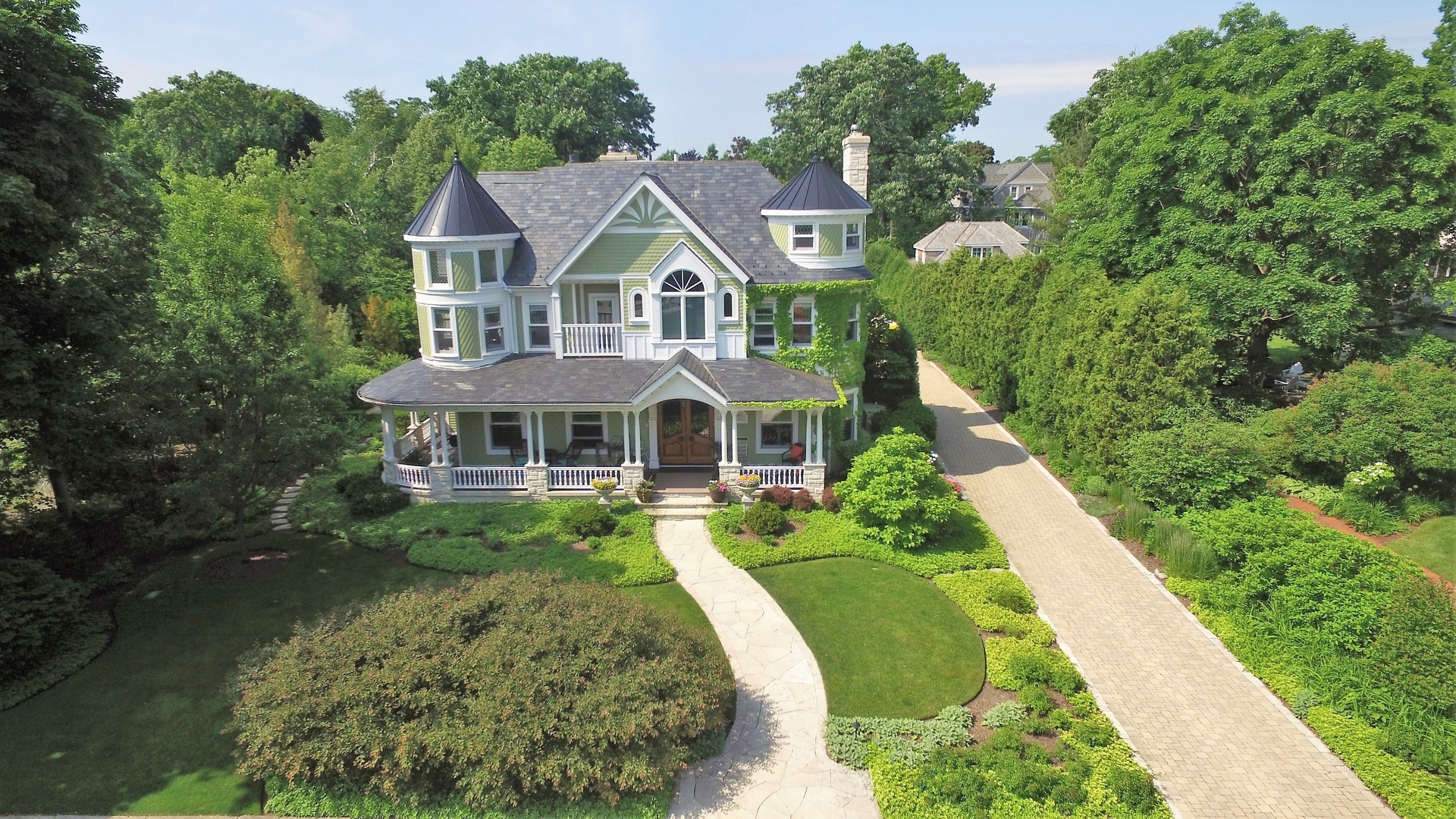 414 Warwick Road Kenilworth, IL 60043 - Photo 2 of 50