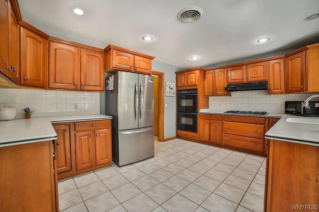 280 Brompton Road Amherst, NY 14221 - Photo 4 of 50