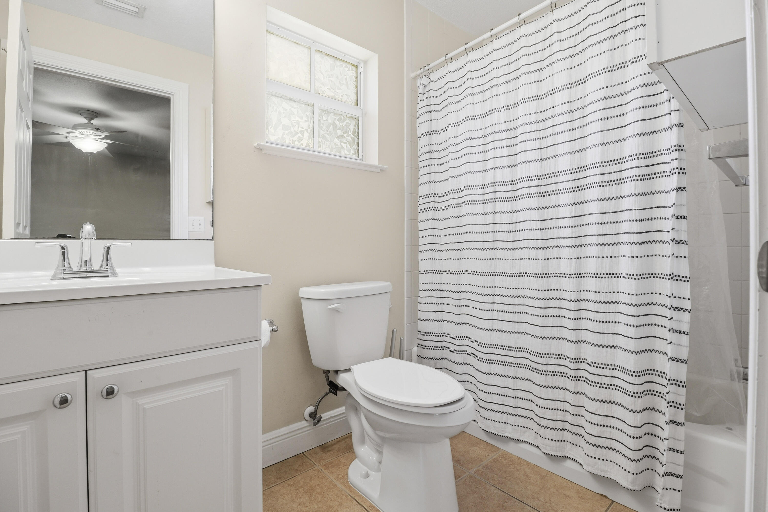 5802 Southeast Wesley Avenue Stuart, FL 34997 - Photo 22 of 31 15-IMG_0456