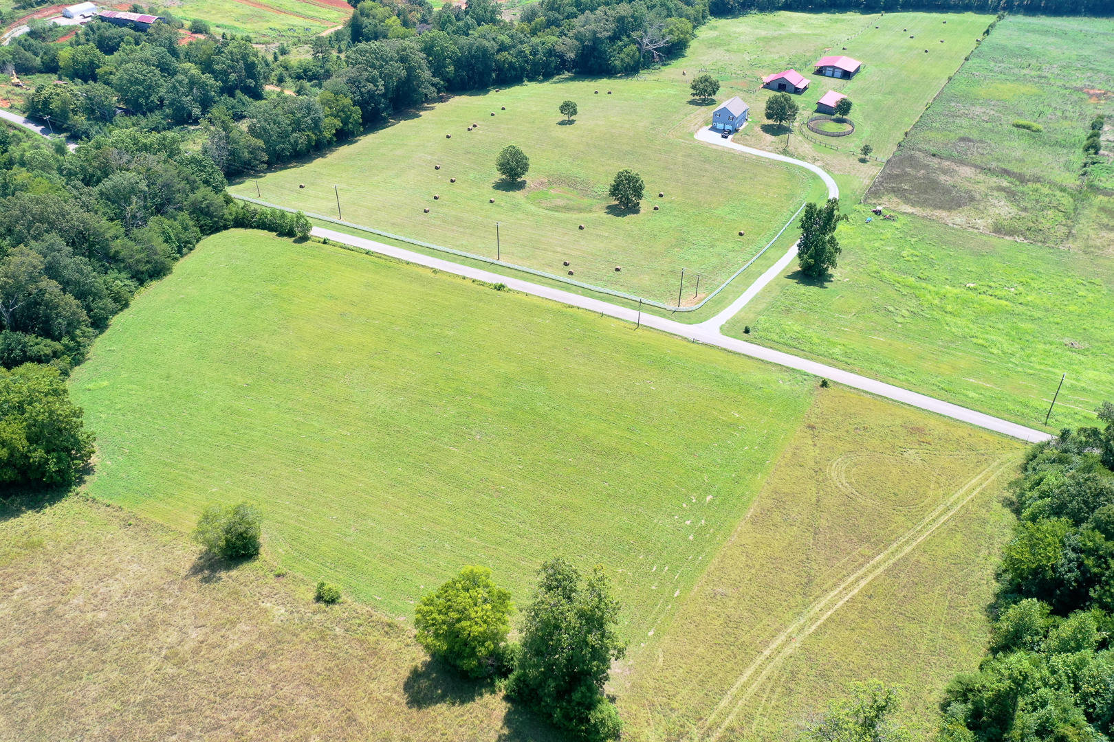 3631 Peterson Road Greenback, TN 37742 - Photo 2 of 12 Photo 2