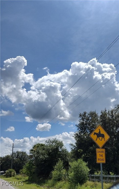 985 Elk Street Clewiston, FL 33440 - Photo 10 of 11 a view of a multi story building