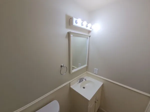 $1,725 | 18915 Oak Bower Drive, Humble, TX 77346