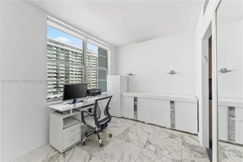 $895,000 | 5640 Collins Avenue, Unit 7B, Miami Beach, FL 33140