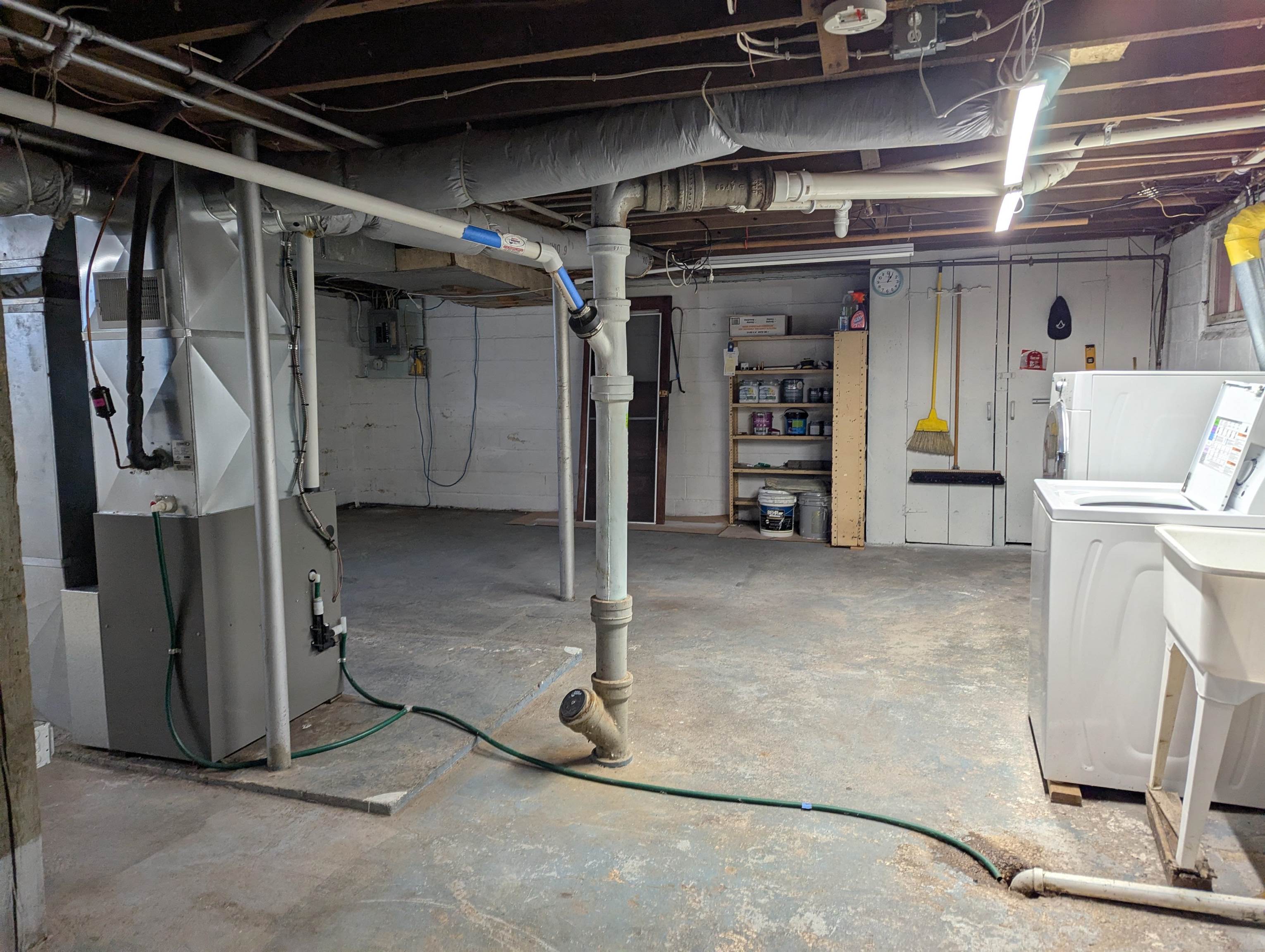 805 7th Street Menasha, WI 54952 - Photo 16 of 23