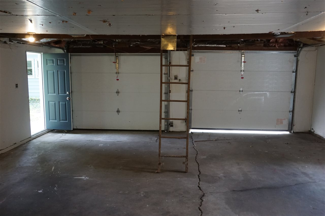 7908 Randy Road Machesney Park, IL 61115 - Photo 14 of 16 a view of a garage