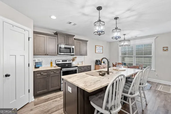 $285,000 | 300 Kendall Court, Perry, GA 31069